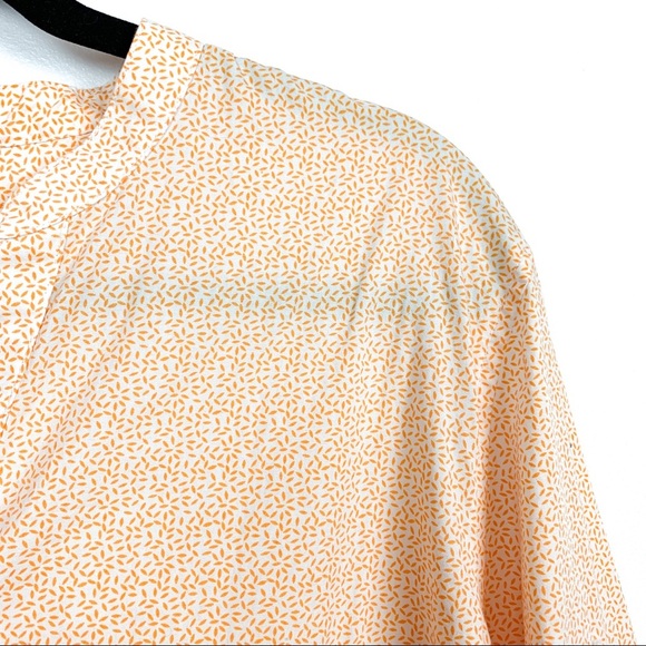 🌸2/$30🌸 Cutter & Buck Button-Down Dress Shirt - Picture 5 of 12